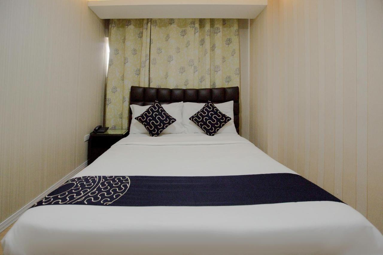 Newgrange Condotel Quezon City Exterior foto