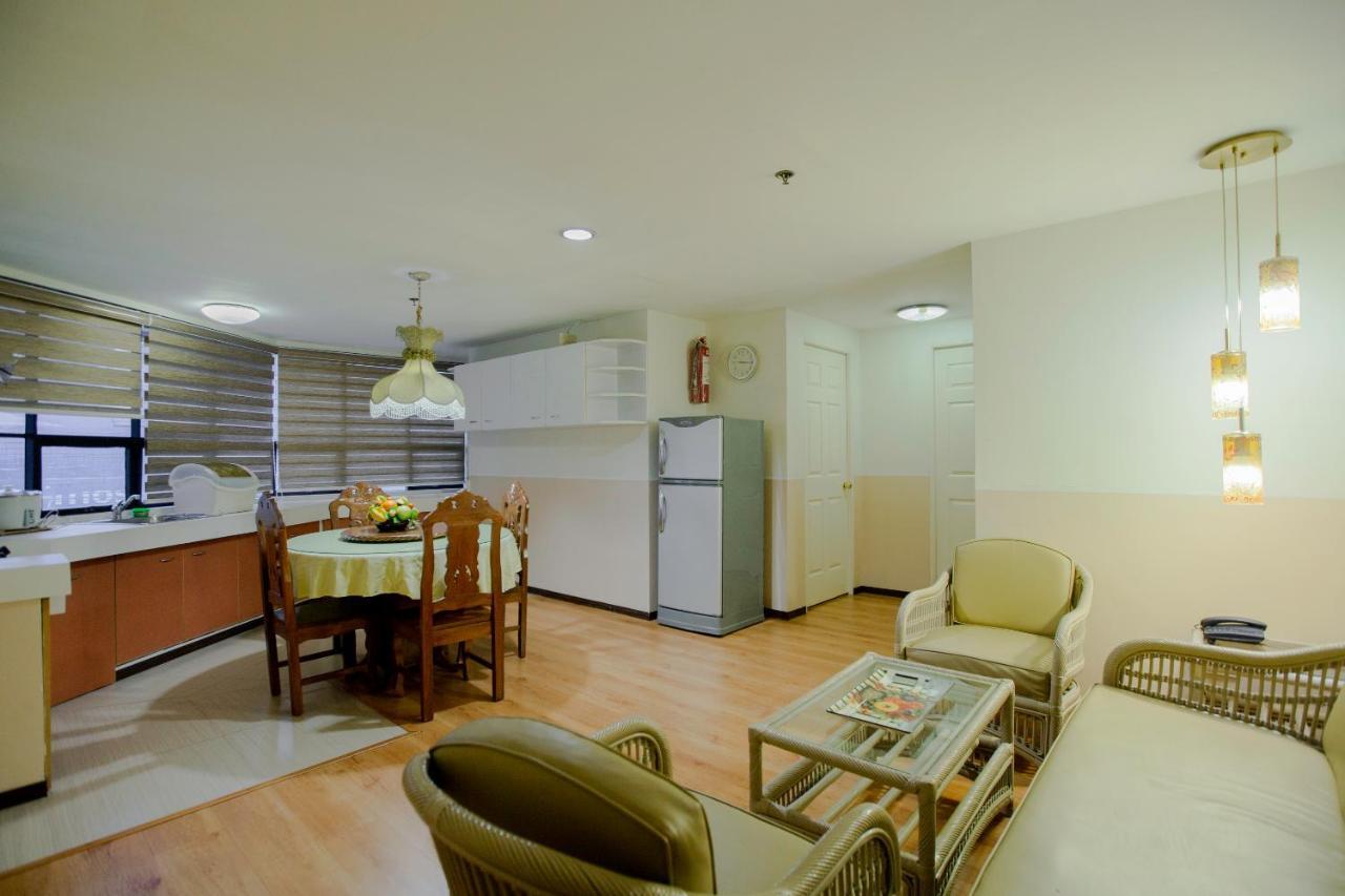 Newgrange Condotel Quezon City Exterior foto