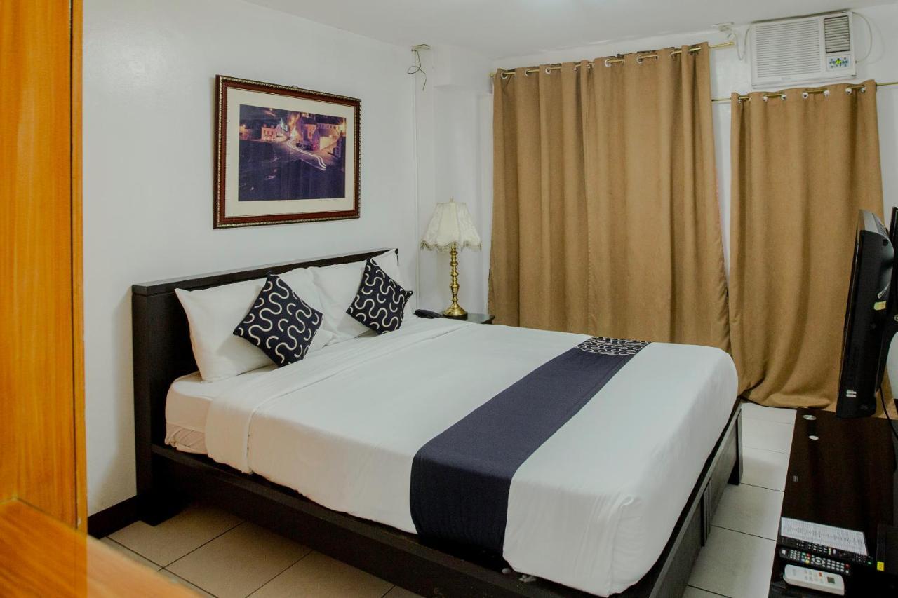 Newgrange Condotel Quezon City Exterior foto