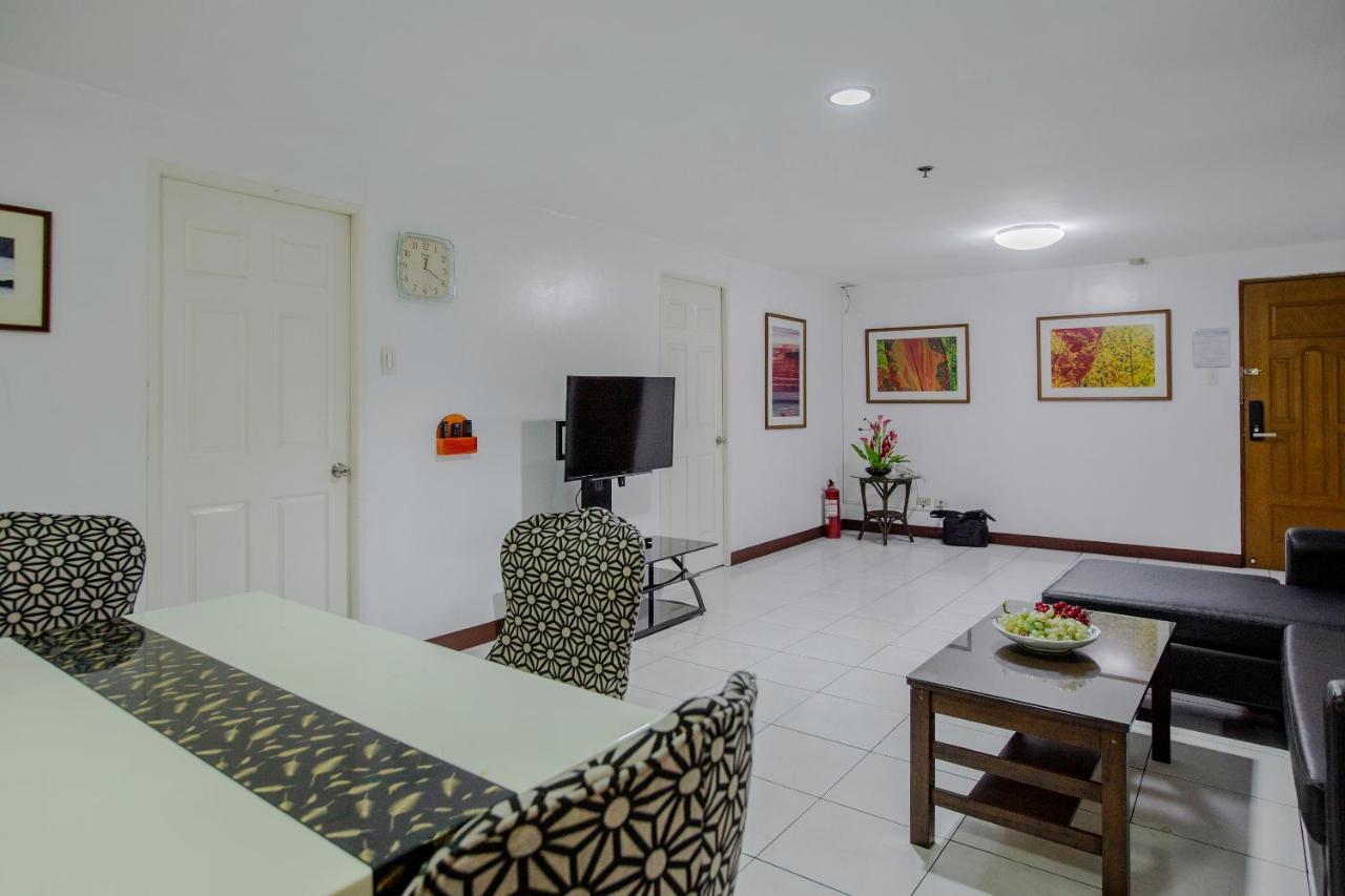 Newgrange Condotel Quezon City Exterior foto