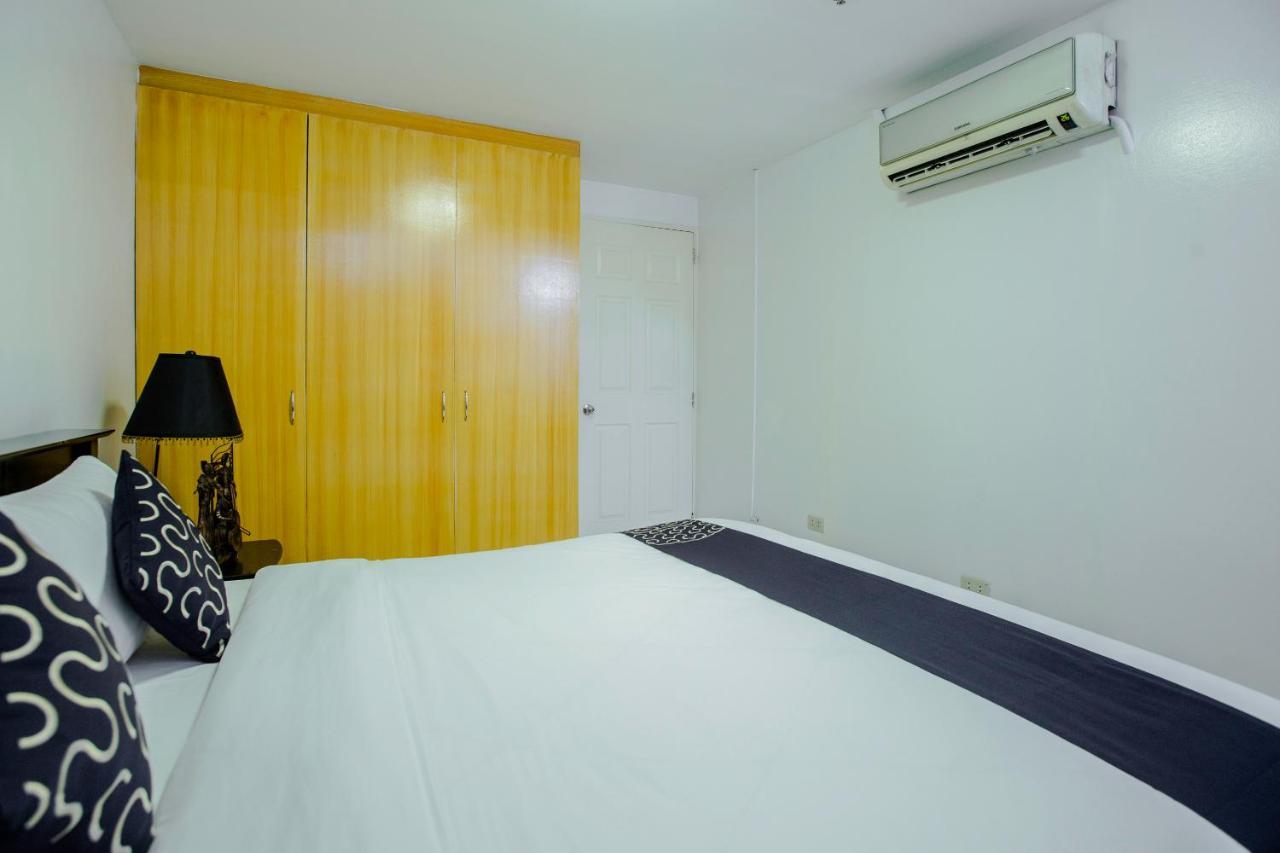 Newgrange Condotel Quezon City Exterior foto