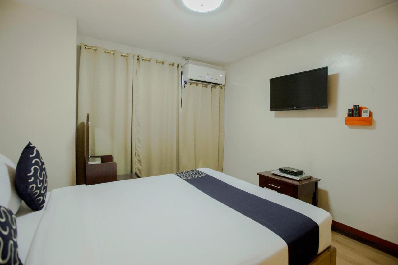 Newgrange Condotel Quezon City Exterior foto