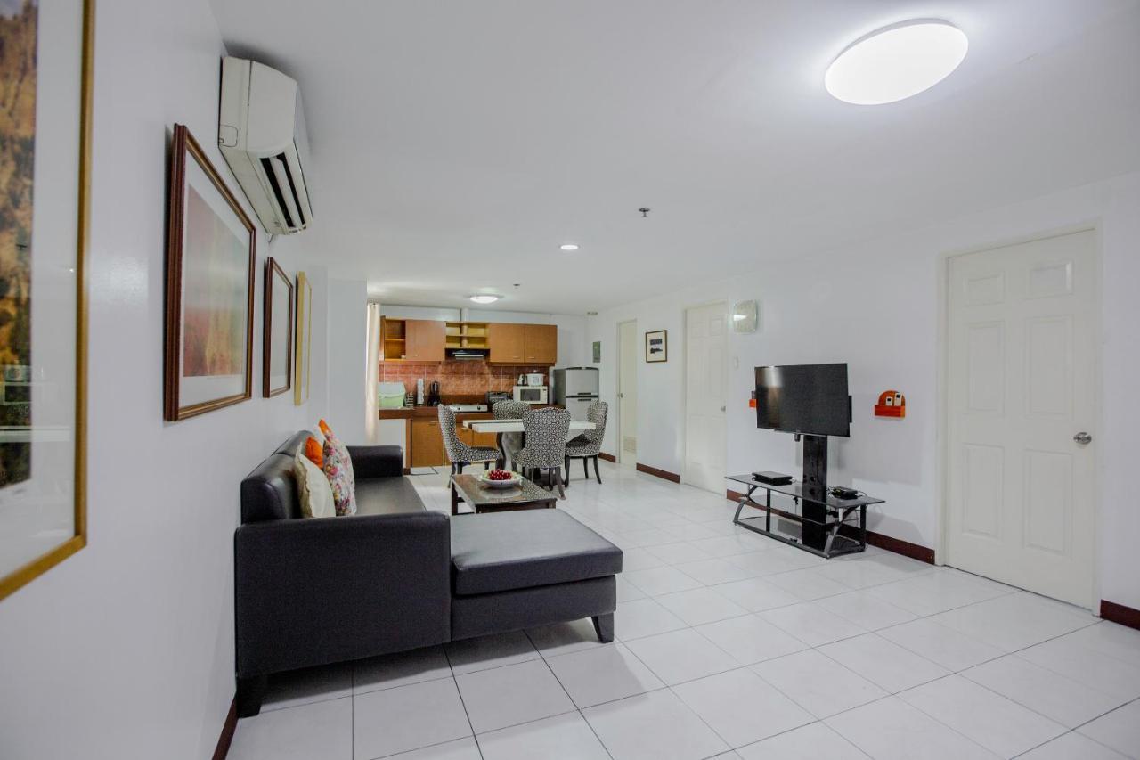 Newgrange Condotel Quezon City Exterior foto