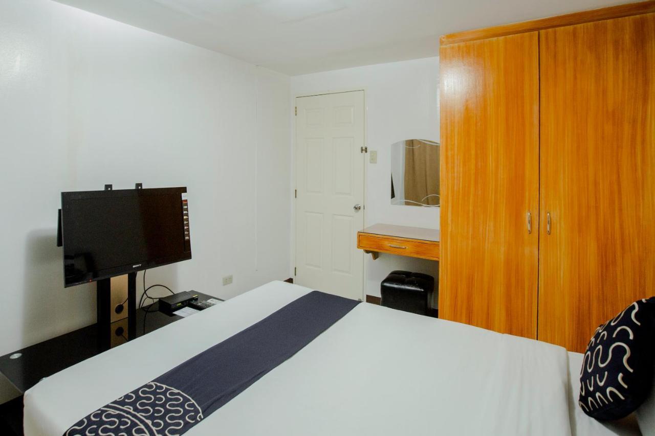 Newgrange Condotel Quezon City Exterior foto