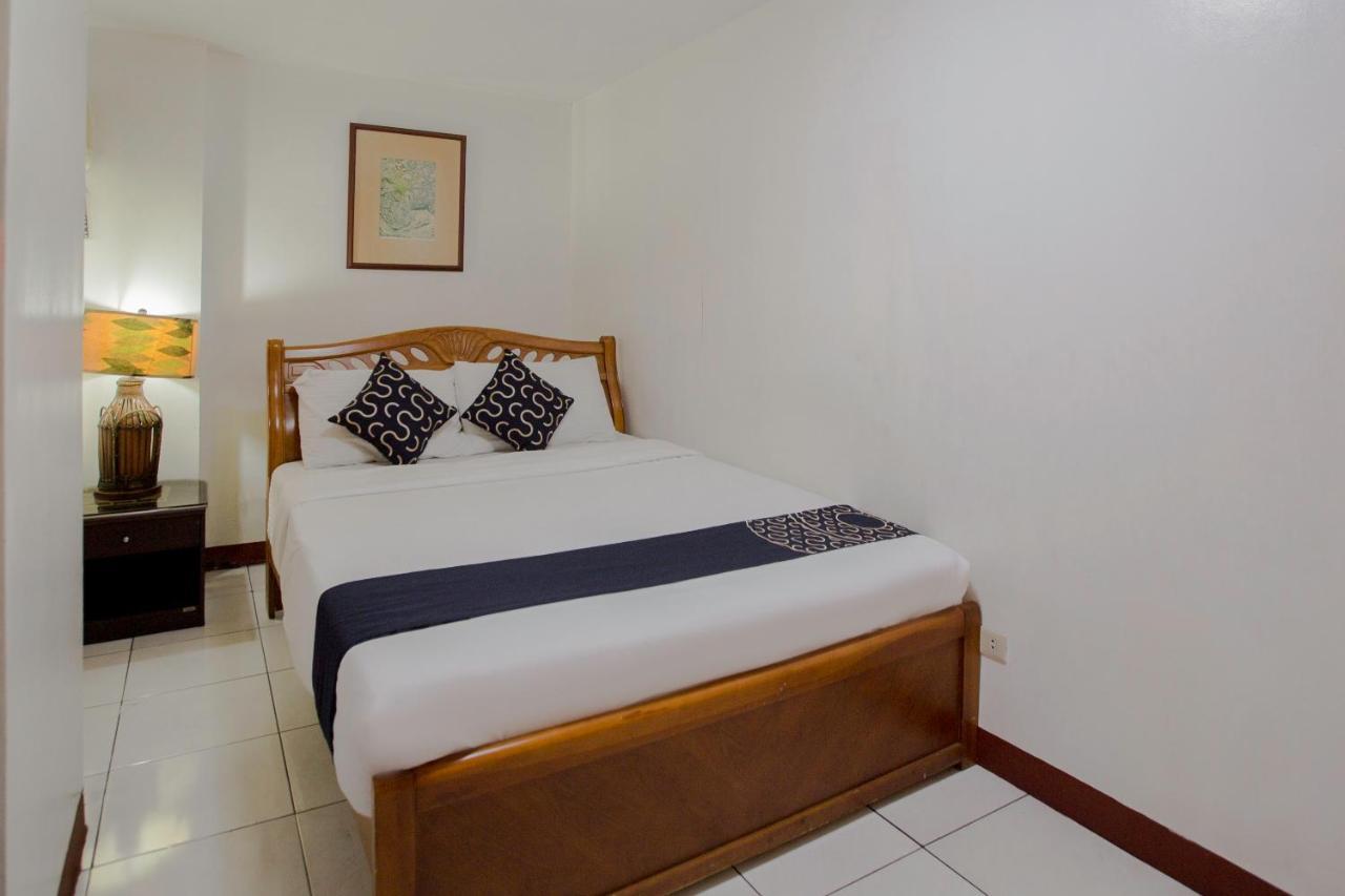 Newgrange Condotel Quezon City Exterior foto