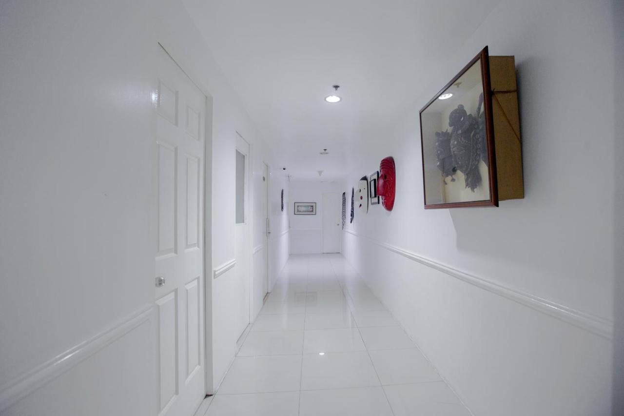 Newgrange Condotel Quezon City Exterior foto